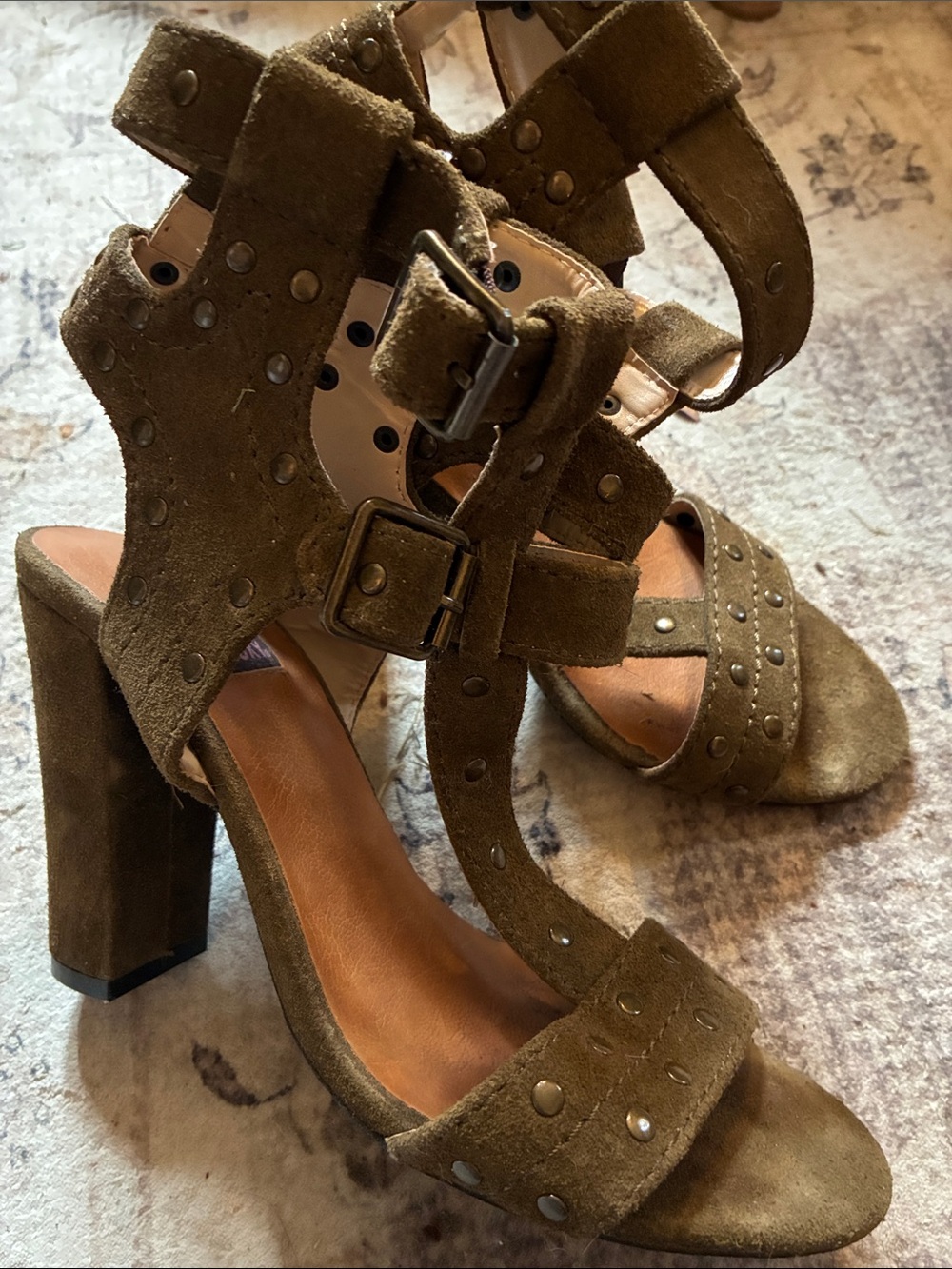 Mojo Moxy Helie Olive Suede Studded Block Heel Sandals 8.5 Double Buckles